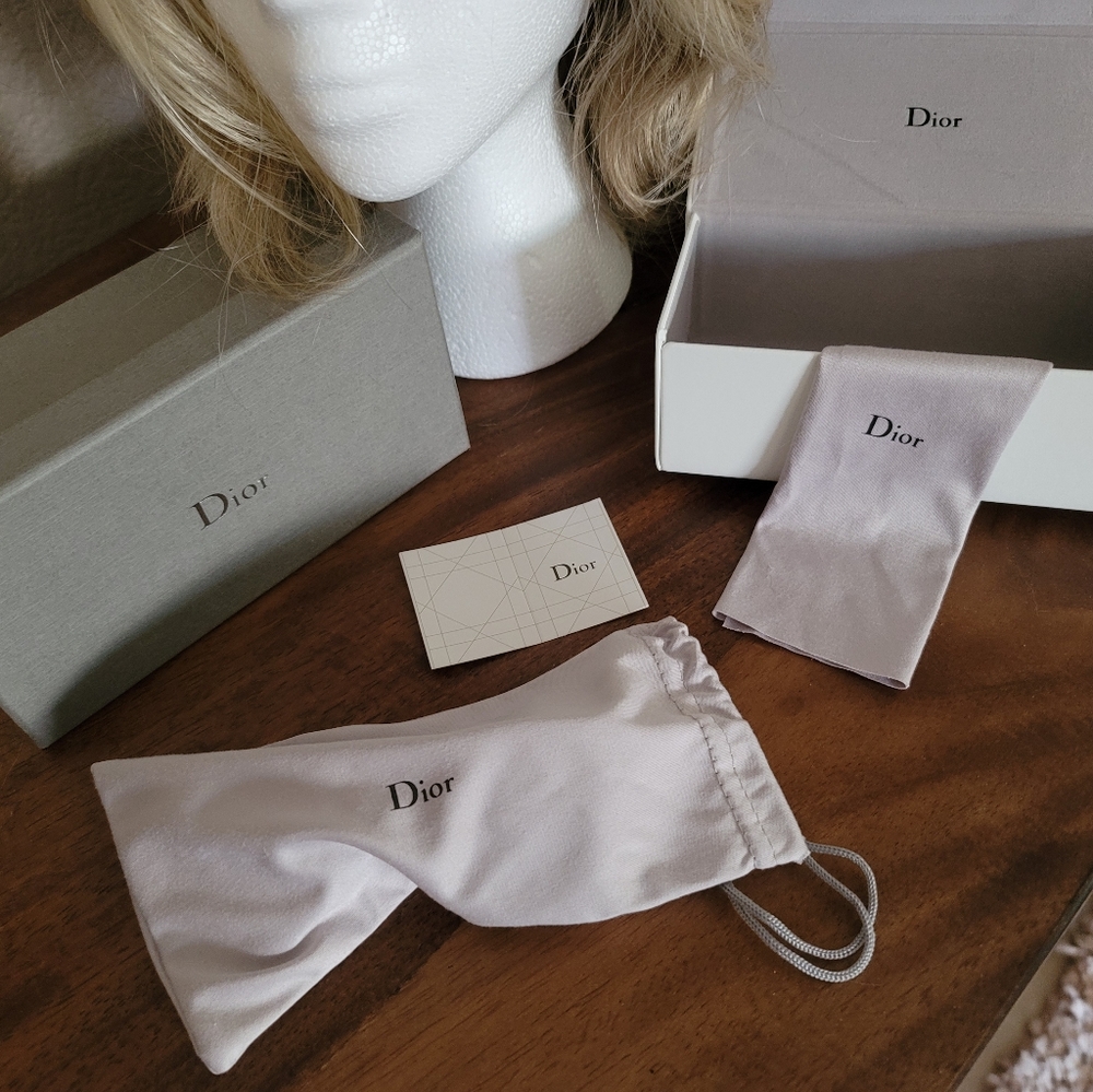 💜DIOR💜 - Picture 9 of 14